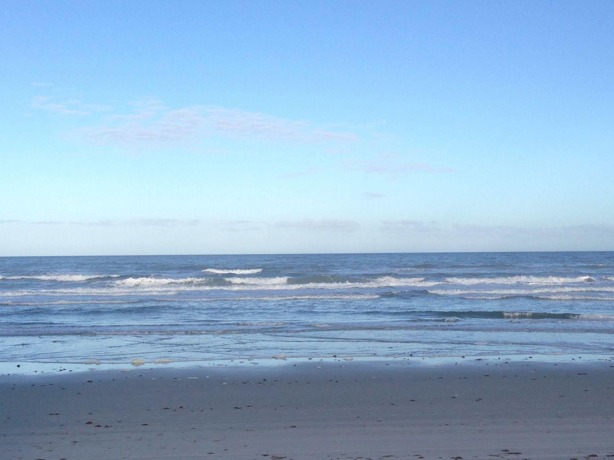 Hyatt Place Daytona Beach-Oceanfront Daytona Beach Shores Exterior photo